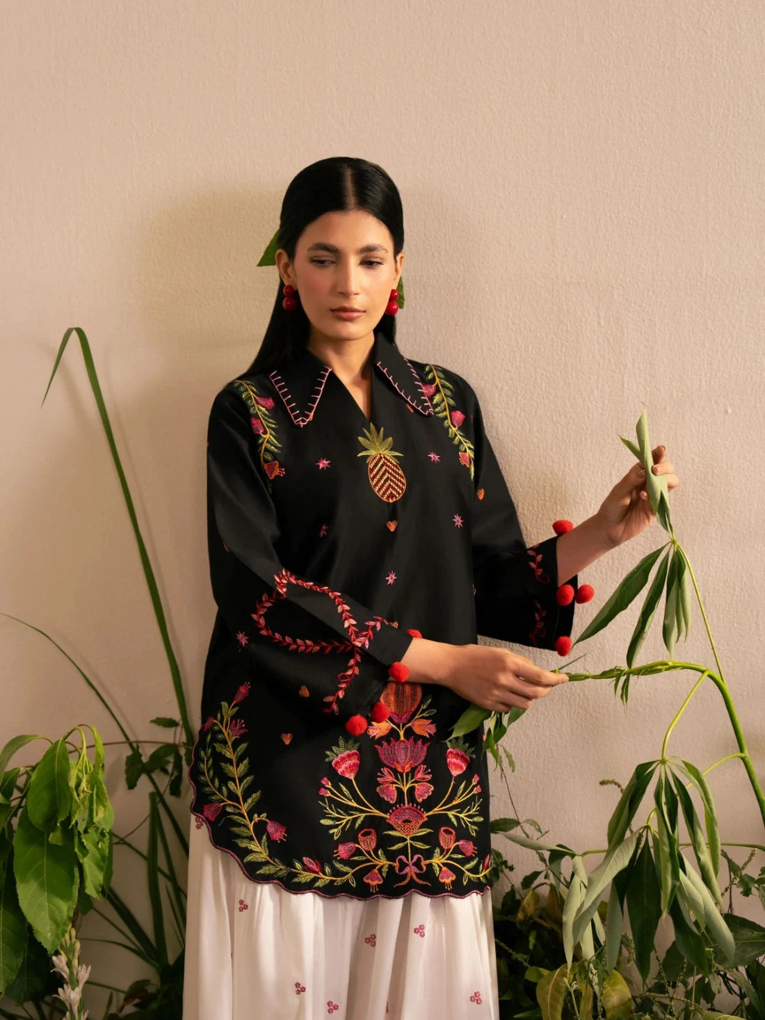 Bano Black Embroidered Women's 2 piece Set