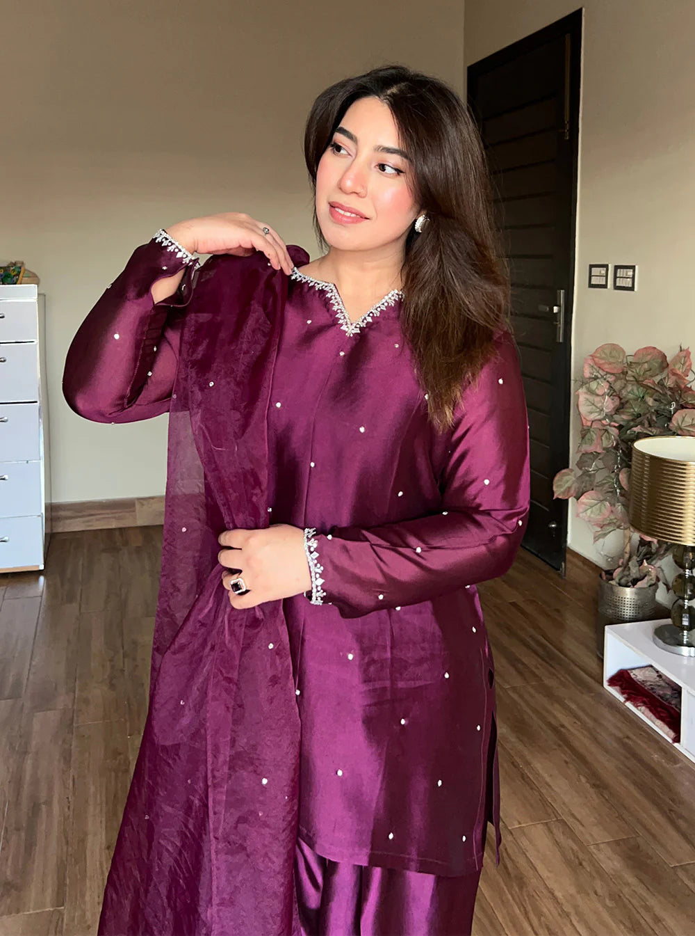 𝐒𝐡𝐚𝐡𝐞𝐞𝐧 𝐌𝐚𝐫𝐨𝐨𝐧 𝐑𝐨𝐲𝐚𝐥 𝐒𝐢𝐥𝐤 𝟑 𝐏𝐢𝐞𝐜𝐞